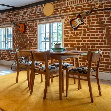 1960S Inspired City Centre Apartment For 4 With Parking NWI Exterior foto